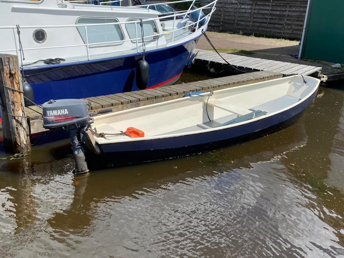 Boat Ella - Kamperen Op Het Water -Niet Om Mee Te Varen -Read Host Profile-Lees Hostprofiel Jutrijp Εξωτερικό φωτογραφία