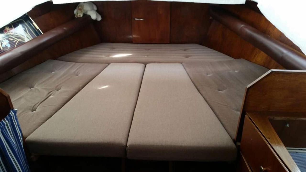 Boat Ella - Kamperen Op Het Water -Niet Om Mee Te Varen -Read Host Profile-Lees Hostprofiel Jutrijp Εξωτερικό φωτογραφία